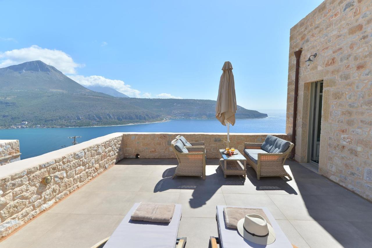 Akrolithi Boutique Hotel & Suites Oitylo Exterior photo