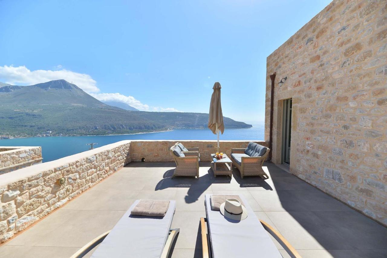 Akrolithi Boutique Hotel & Suites Oitylo Exterior photo