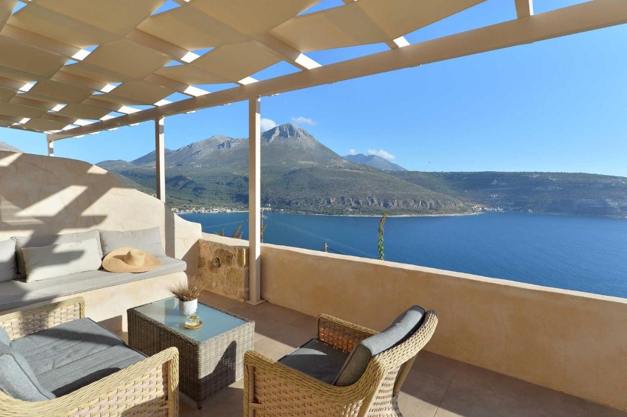 Akrolithi Boutique Hotel & Suites Oitylo Exterior photo