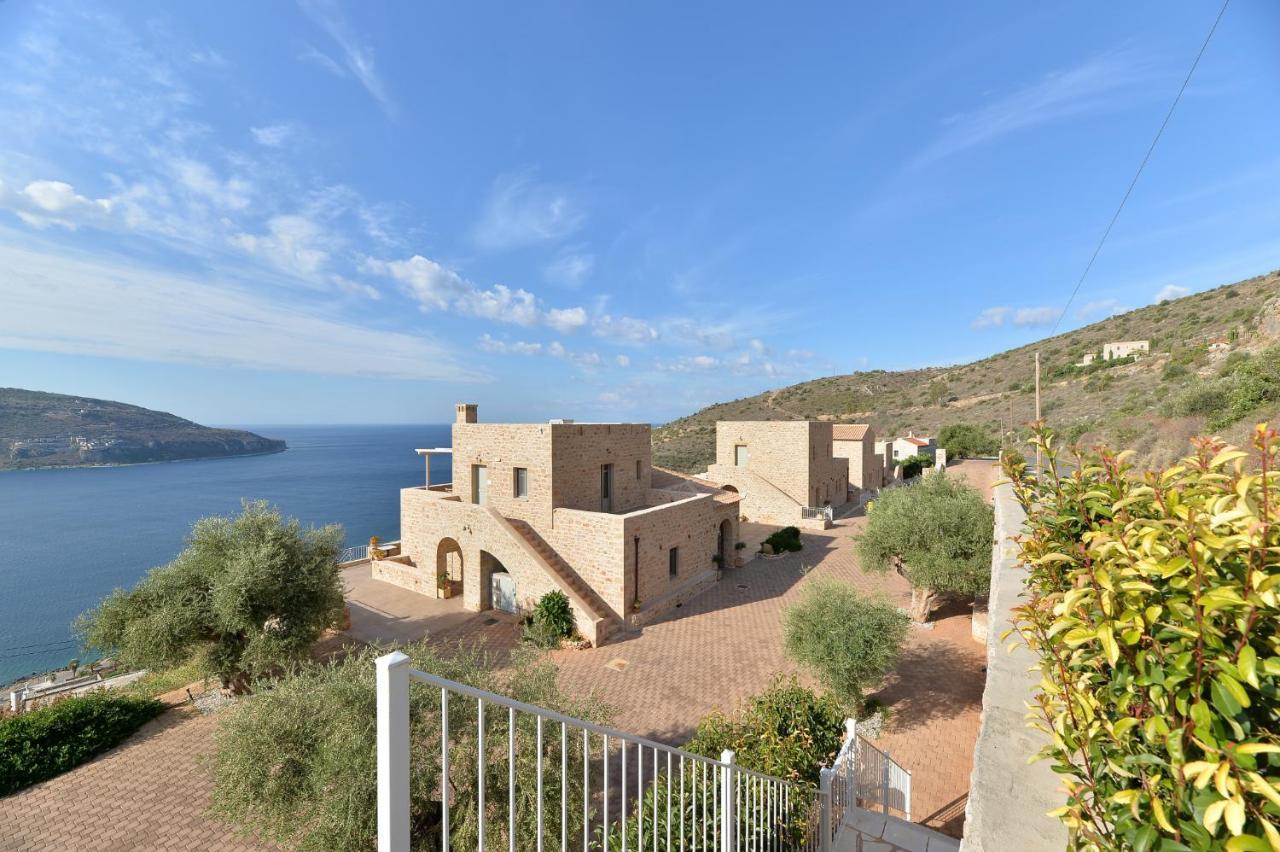 Akrolithi Boutique Hotel & Suites Oitylo Exterior photo