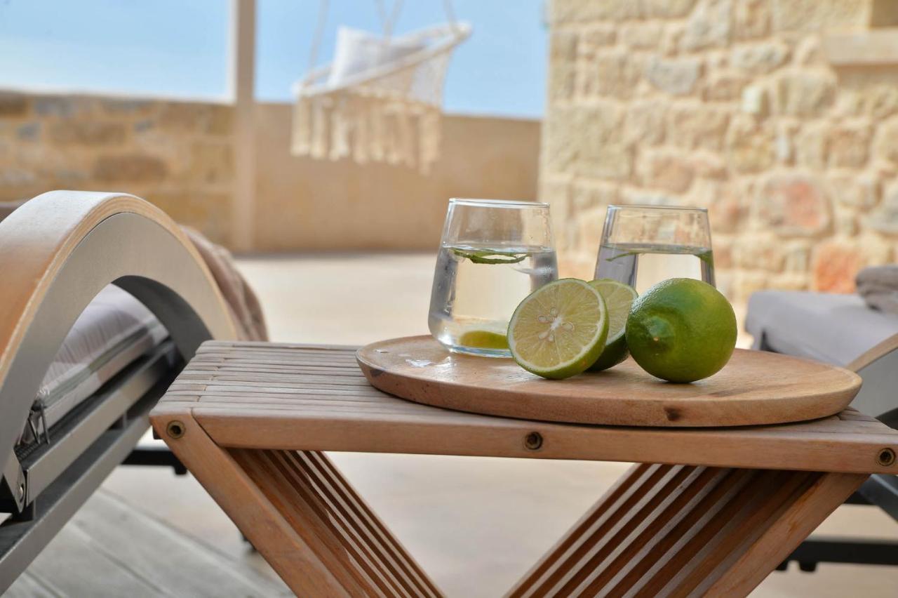 Akrolithi Boutique Hotel & Suites Oitylo Exterior photo