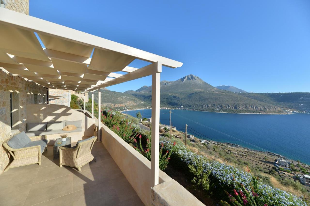 Akrolithi Boutique Hotel & Suites Oitylo Exterior photo