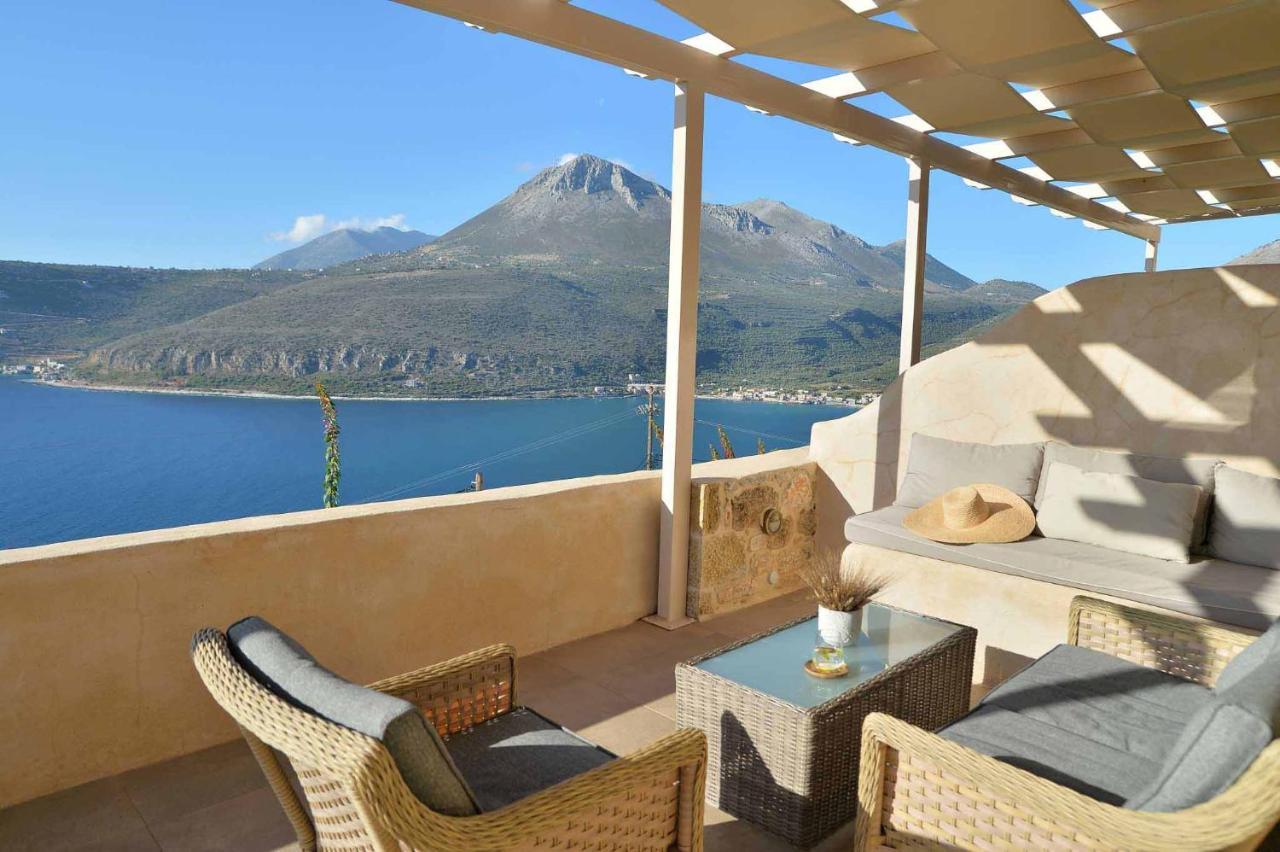 Akrolithi Boutique Hotel & Suites Oitylo Exterior photo