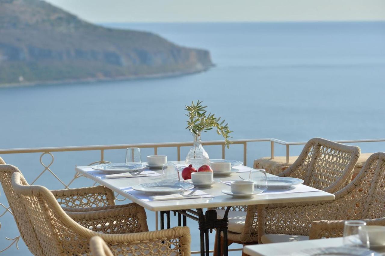 Akrolithi Boutique Hotel & Suites Oitylo Exterior photo