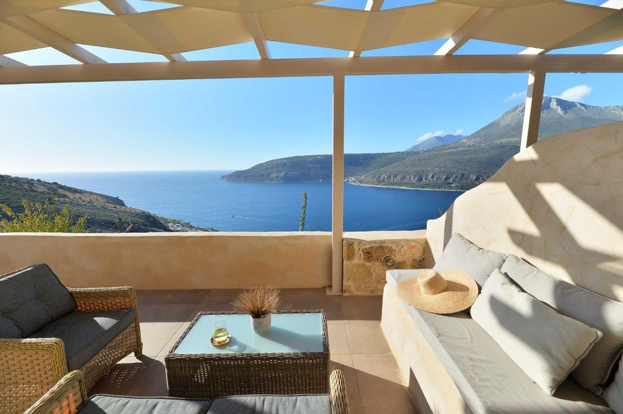 Akrolithi Boutique Hotel & Suites Oitylo Exterior photo